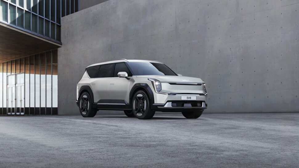 Autoverkoop juli 2025 Kia grote winnaar, Tesla Model Y zakt terug