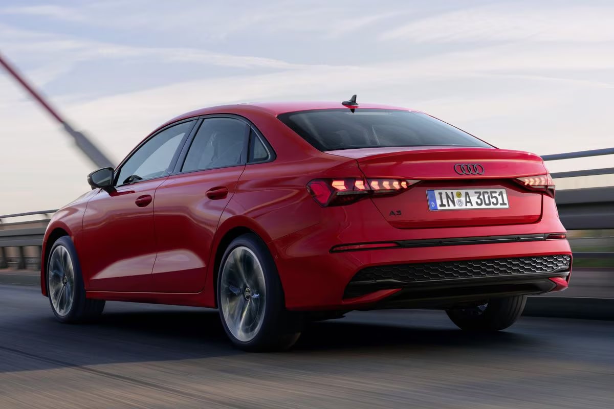 Afmetingen Audi A3 (2020+)