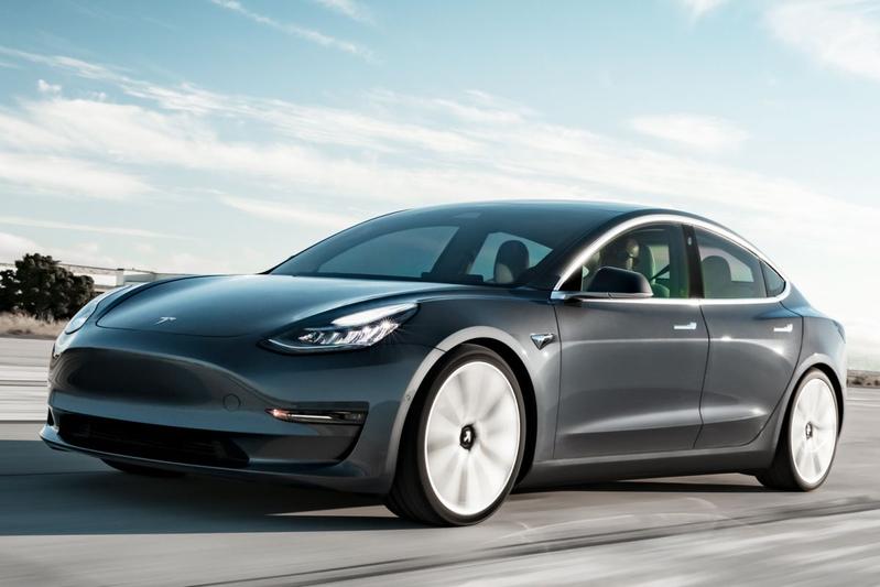 Tesla Model 3 met trekhaak image