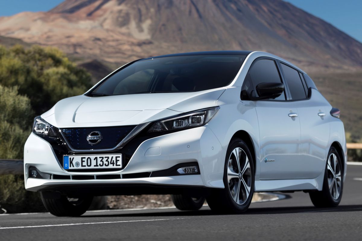Nissan LEAF ZE1 e+ image