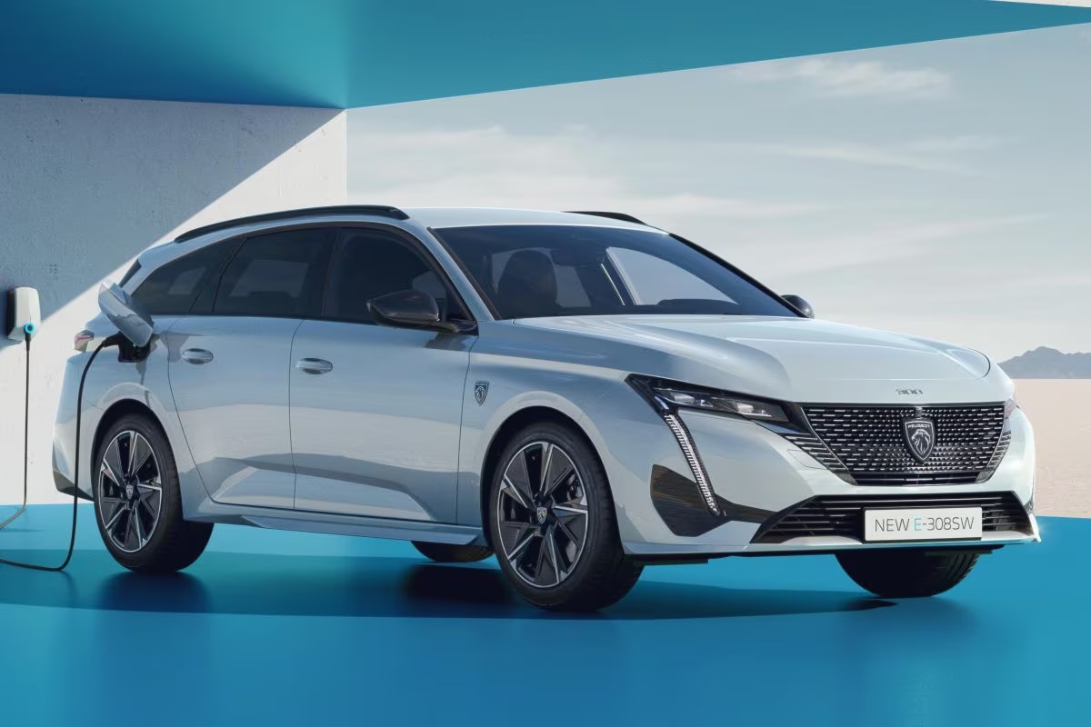 Peugeot e-308 SW