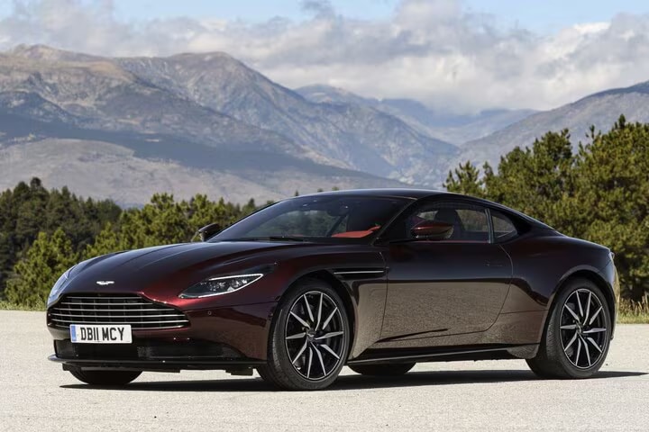 Afbeelding van een Aston Martin DB11