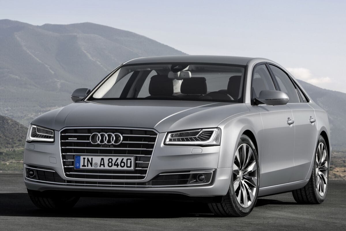 Audi A8 W12 (2010-2017)