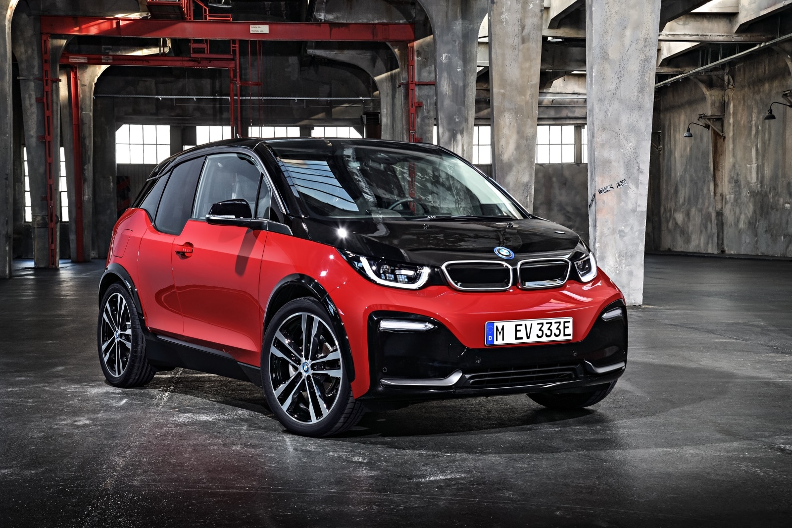 bmw i3 front view.jpg