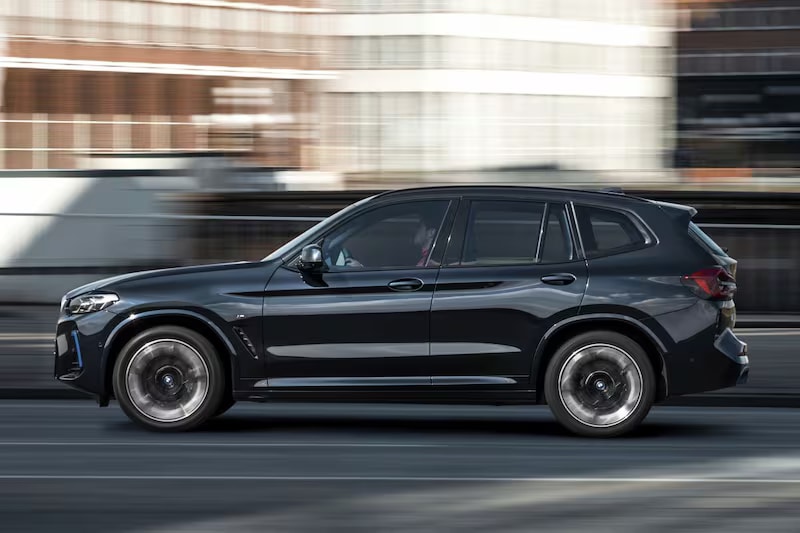 Afmetingen BMW iX3 (2020+)