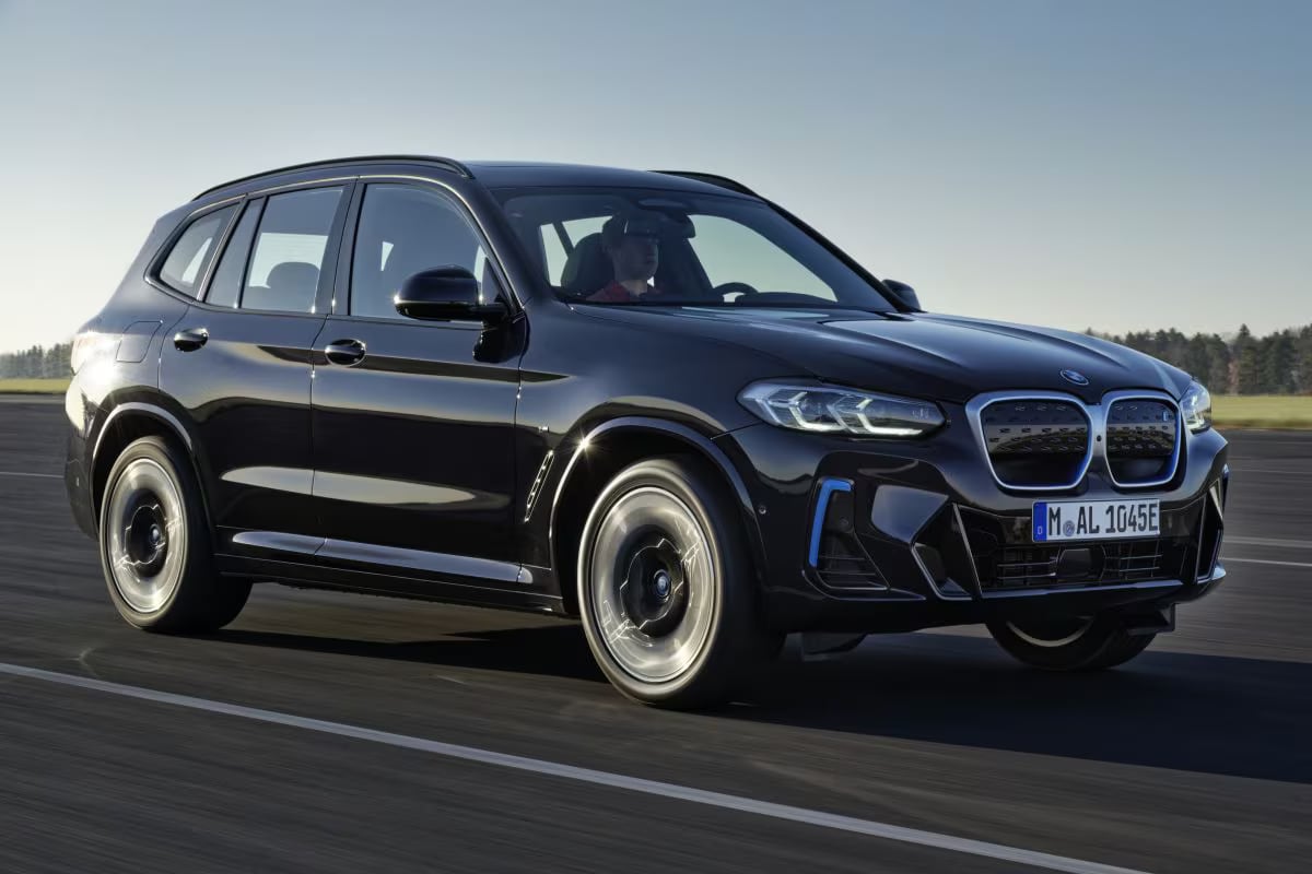 BMW iX3 - 720+ mm