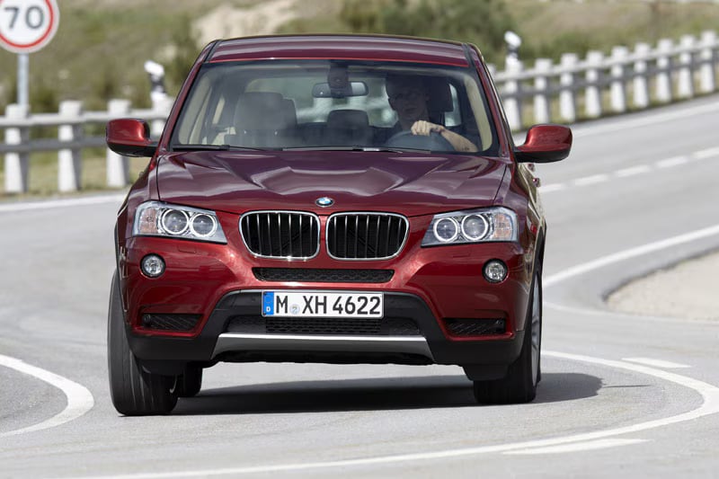 bmw-x3-2014-rood-vooraanzicht