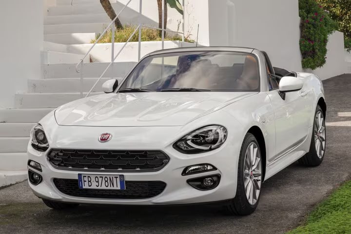 Afbeelding van een Fiat 124 Spider