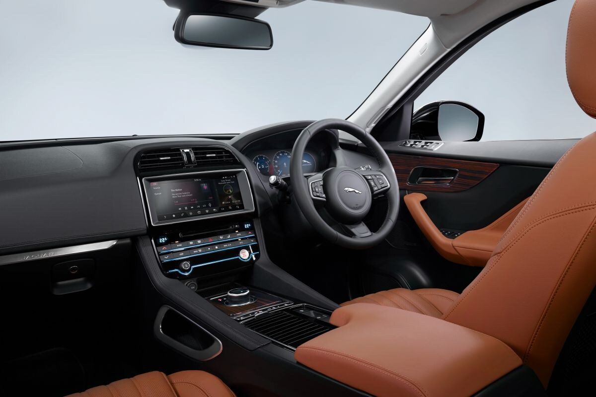 Rijgedrag Jaguar F-Pace (2015+)