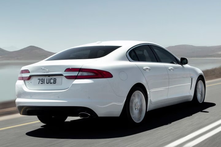 Jaguar XF (2008-2015)
