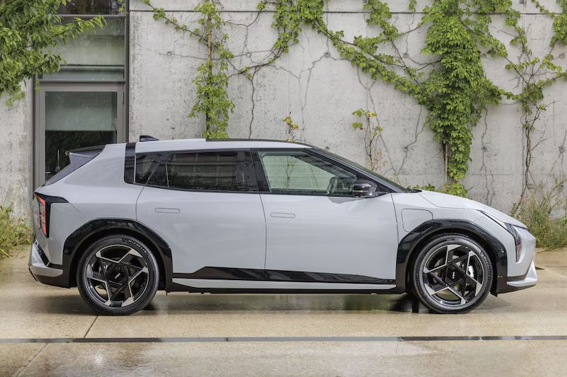Kia EV4