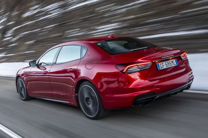Afbeelding van een Maserati Quattroporte