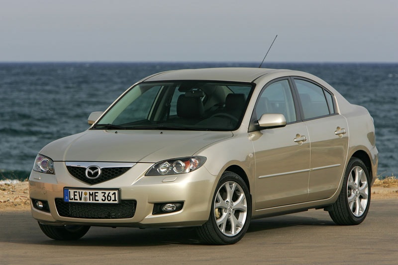 Afmetingen Mazda 3 (2003-2009)