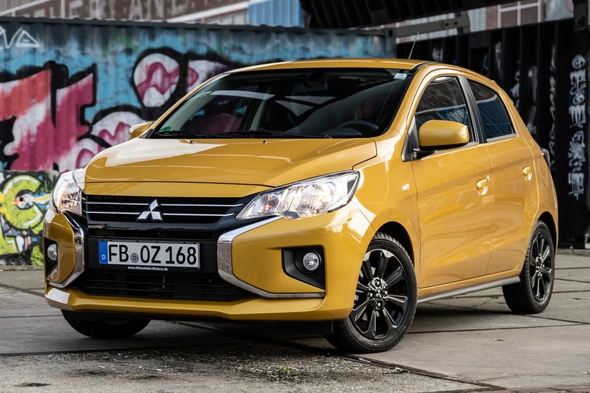 Afmetingen Mitsubishi Space Star (2013+)