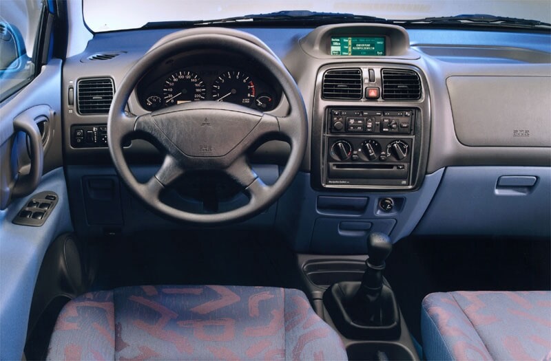 Prestaties en rijgedrag Mitsubishi Space Star (1998-2006)