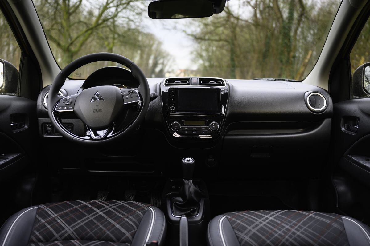 Prestaties en rijgedrag Mitsubishi Space Star (2013+)