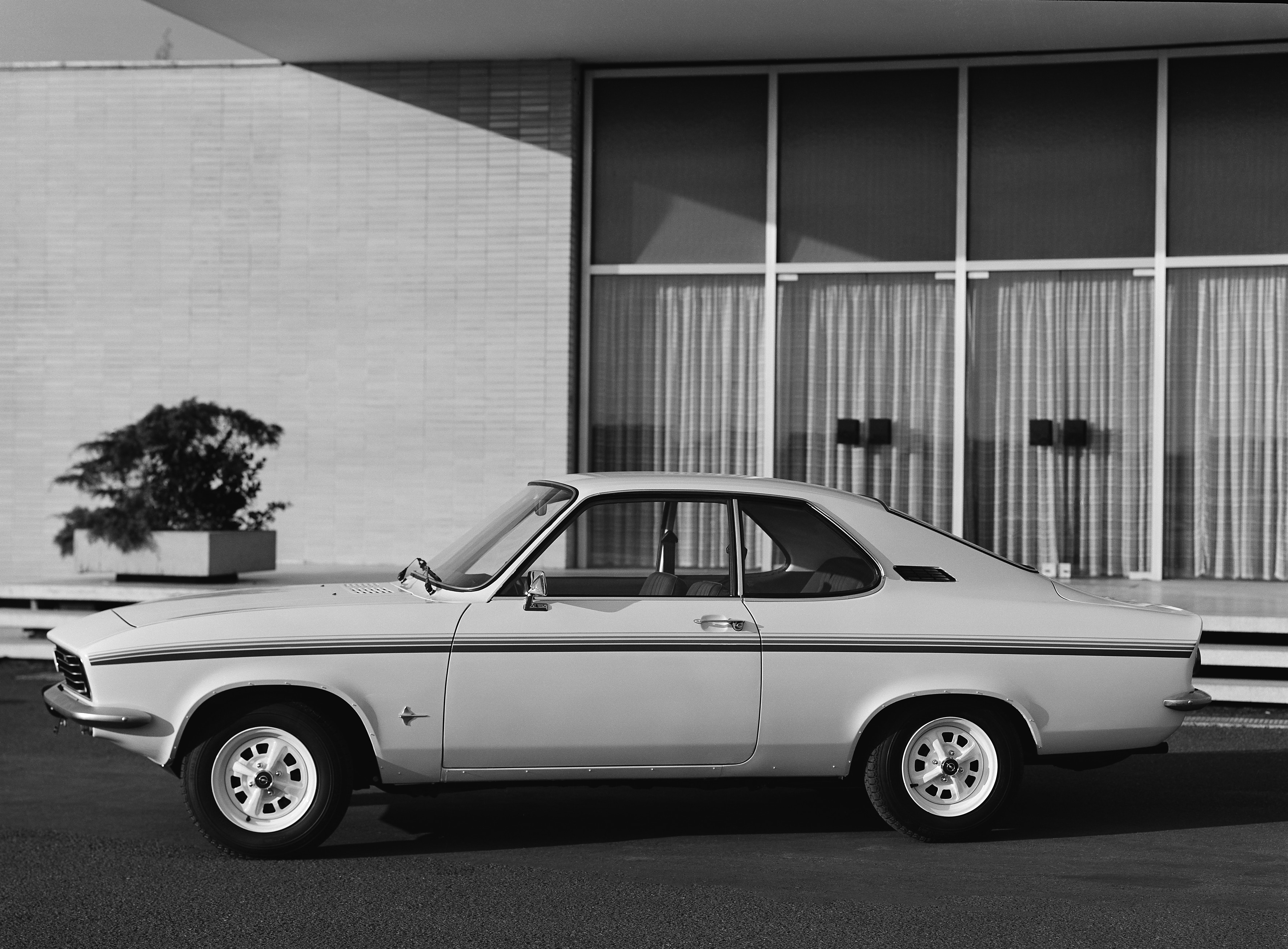 Opel Manta A (1970 - 1975)