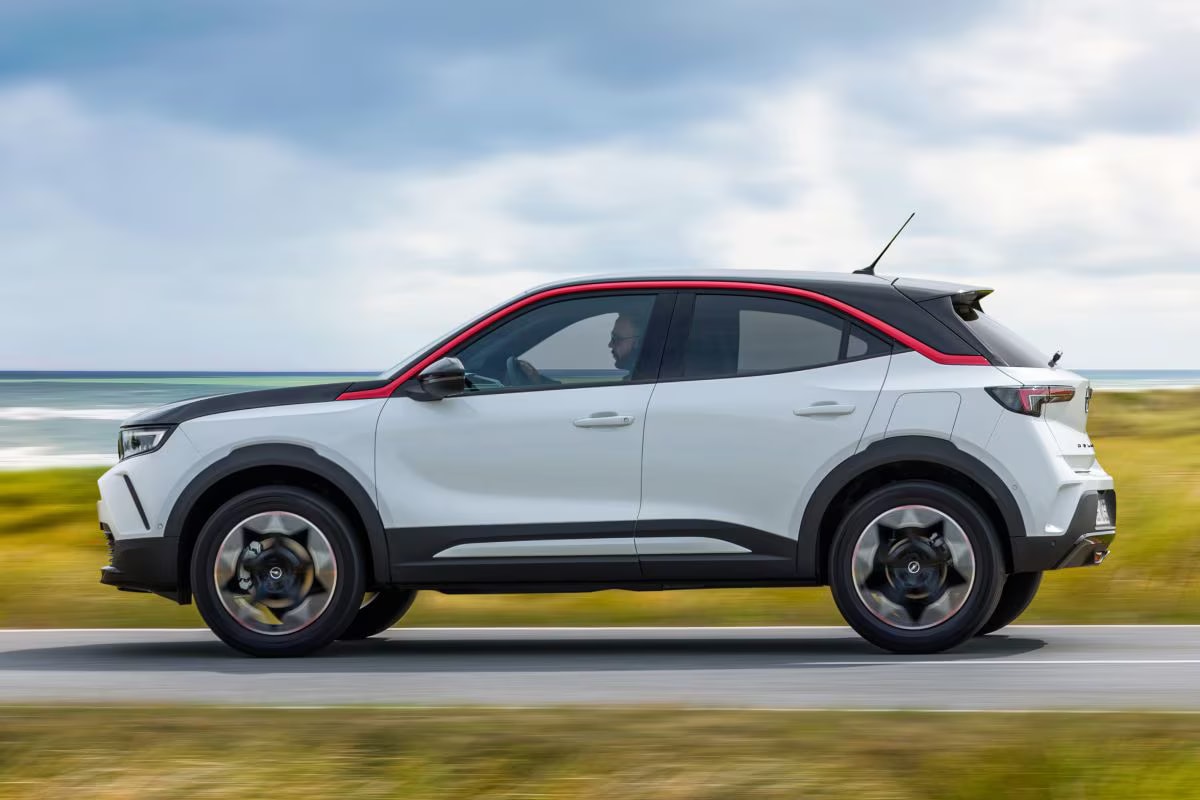 Afmetingen Opel Mokka (2020+)