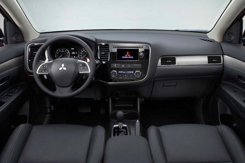 Mitsubishi Outlander CW0 automaat image