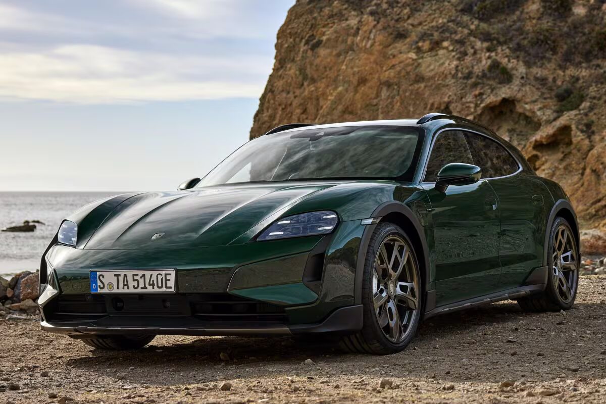 Afbeelding van een Porsche Taycan Cross Turismo