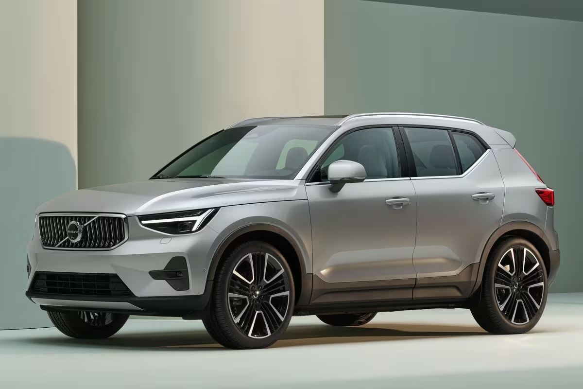 2. Volvo XC40