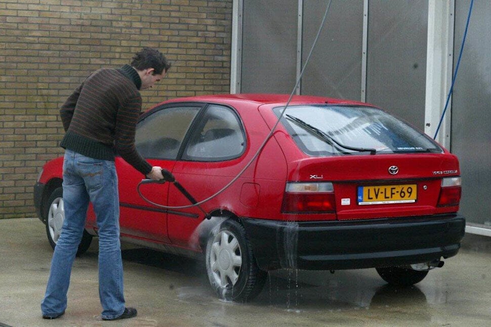 Wasbox: je auto blinkend schoon in 5 stappen